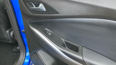 Vauxhall Grandland 1.5 Turbo D Ultimate 5dr Auto Diesel Hatchback